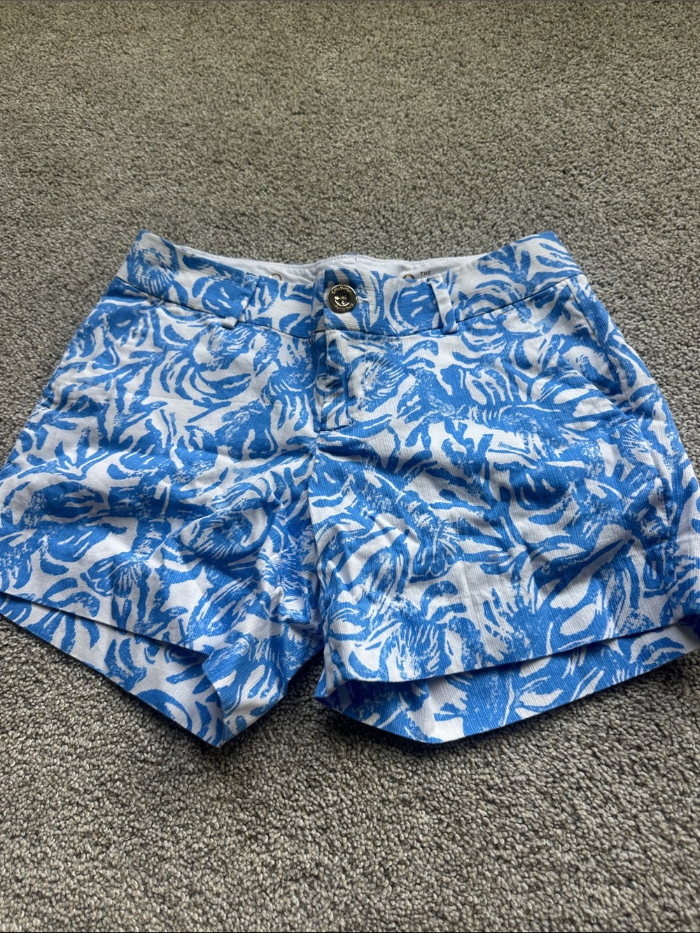 Lilly Pulitzer Blue and White Floral High-Rise Shorts